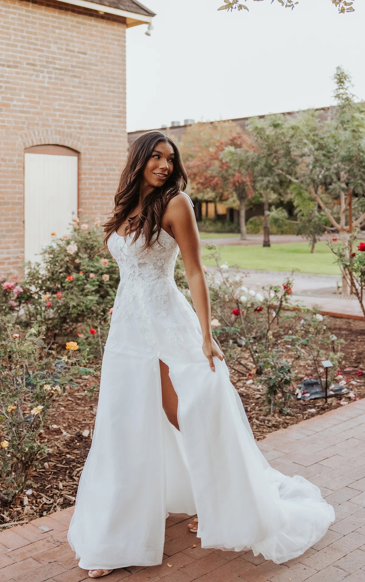7899 - Modern Romantic A-Line Wedding Dress with Pockets