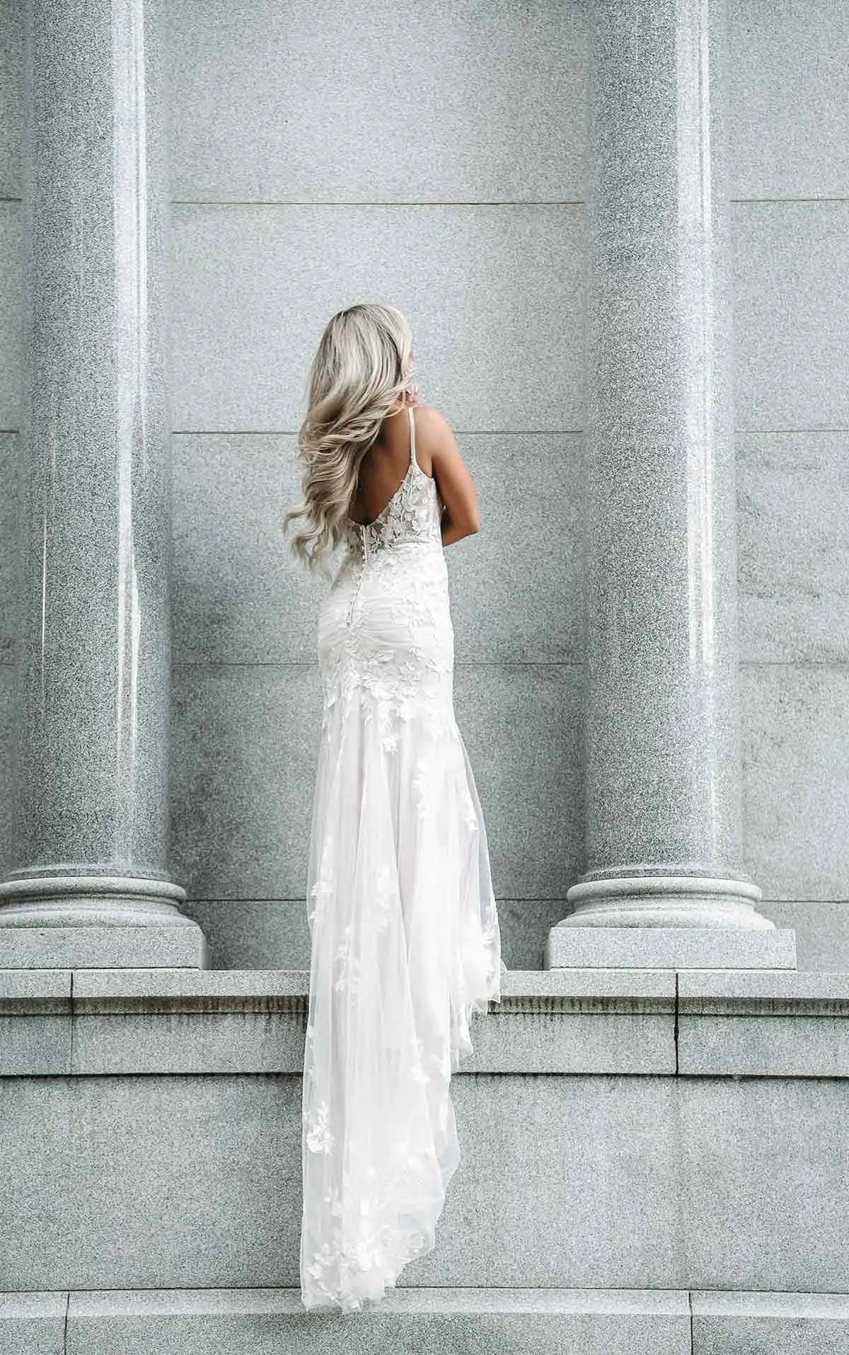 7591 - Ethereal Fit-and-flare Lace Wedding Dress
