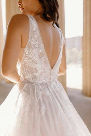7661 - Romantic Princess A-Line Wedding Dress in Beaded Floral Lace and Tulle