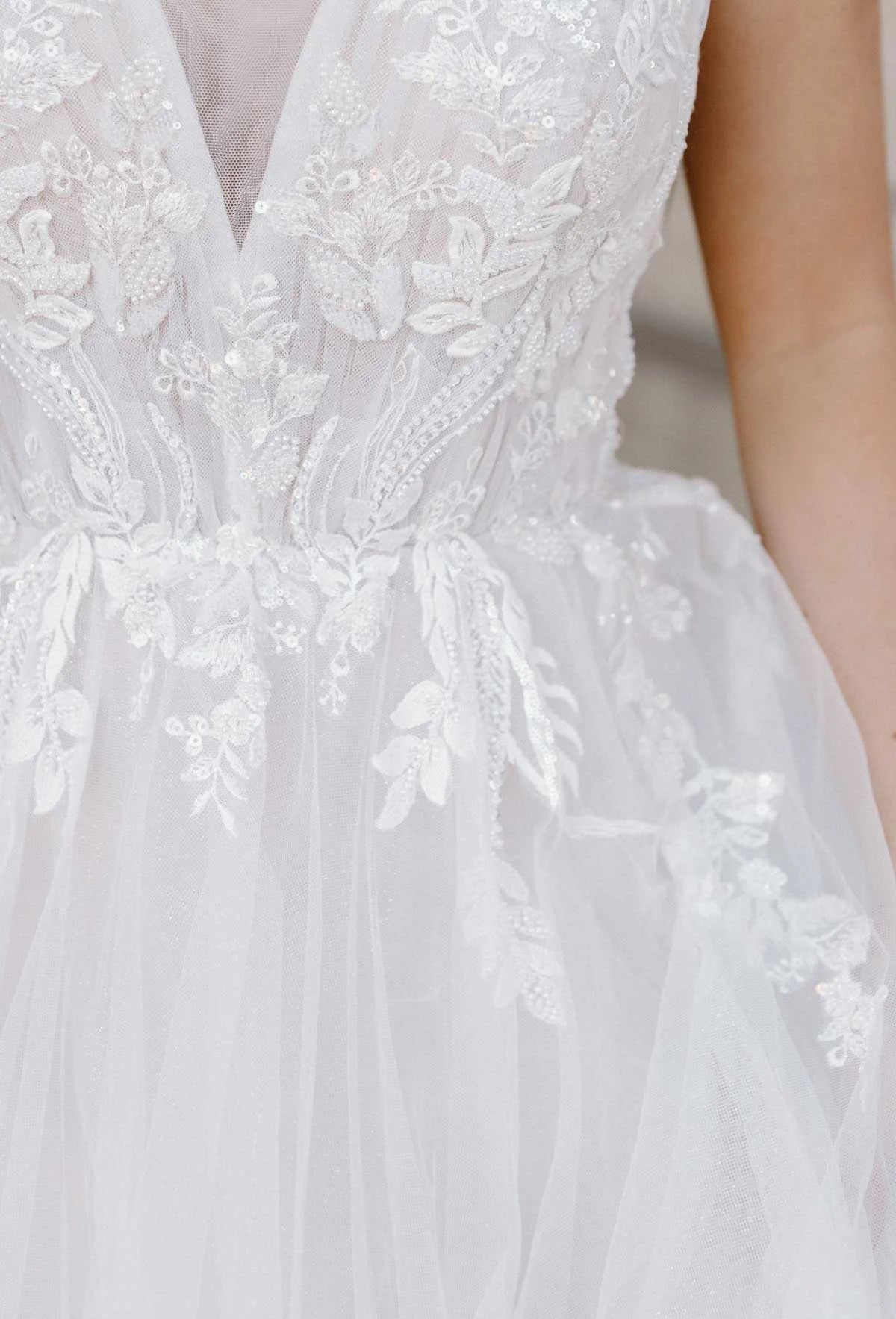 7661 - Romantic Princess A-Line Wedding Dress in Beaded Floral Lace and Tulle
