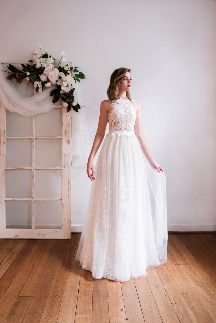 WA6038 - White April Gown