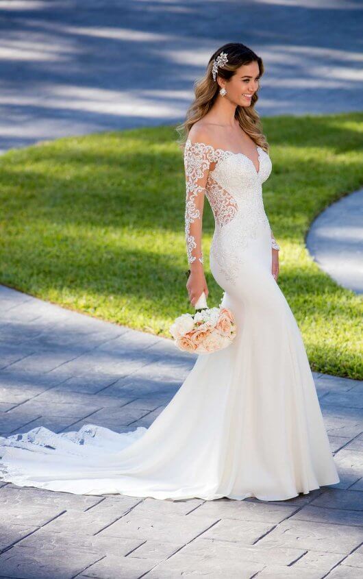 6607 - Wedding Dress with Chic Off-the-Shoulder Sleeves
