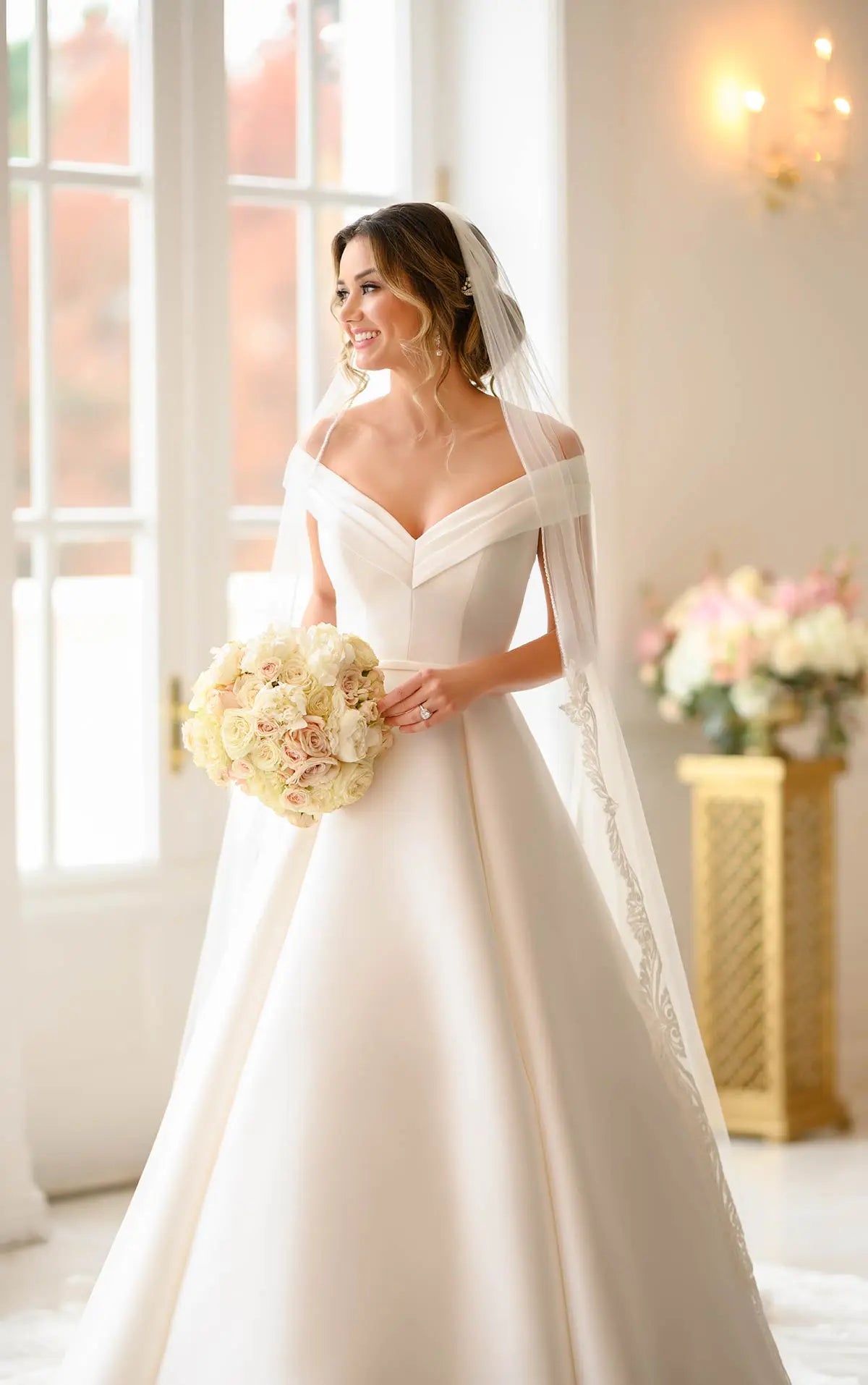 6865 - Simple Ballgown Wedding Dress with Off-the-shoulder Sleeves