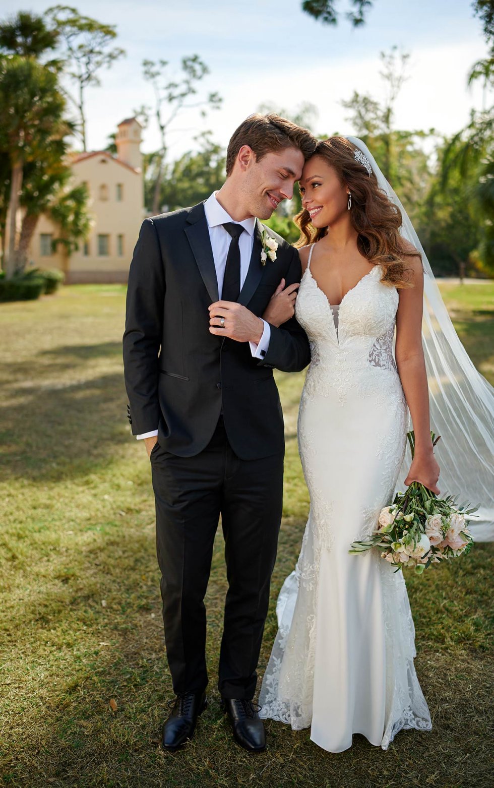 7118 - Sleek and Sexy Wedding Gown with Shaped Train