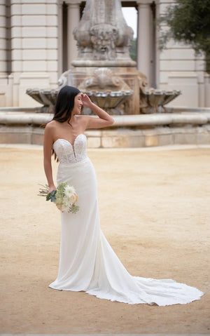 7597 - SEXY STRAPLESS WEDDING DRESS WITH PLUNGING NECKLINE