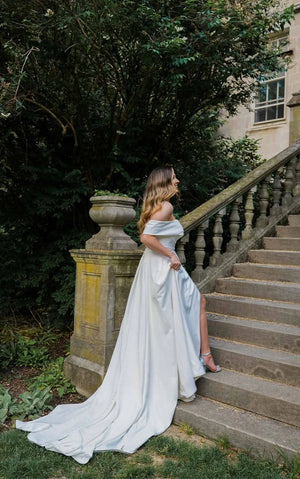 7644 - Dramatic A-line Wedding Dress with Off-the-shoulder Straps