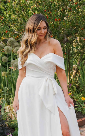 7644 - Dramatic A-line Wedding Dress with Off-the-shoulder Straps