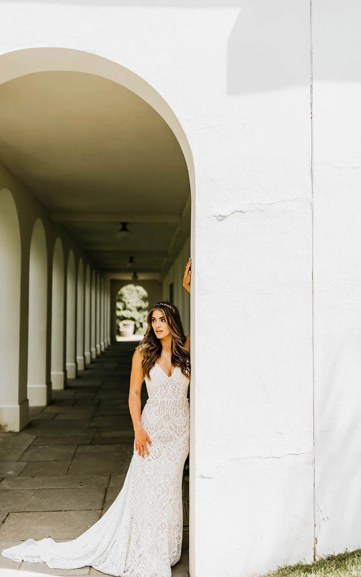 7649 - Lace Column Sheath Wedding Dress