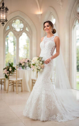 6487 - Feminine Sheer Lace Wedding Gown